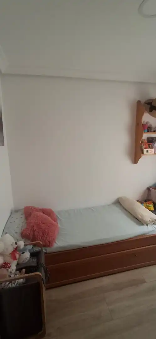 Dormitori de Pis en venda en Dos Hermanas amb Aire condicionat i Terrassa