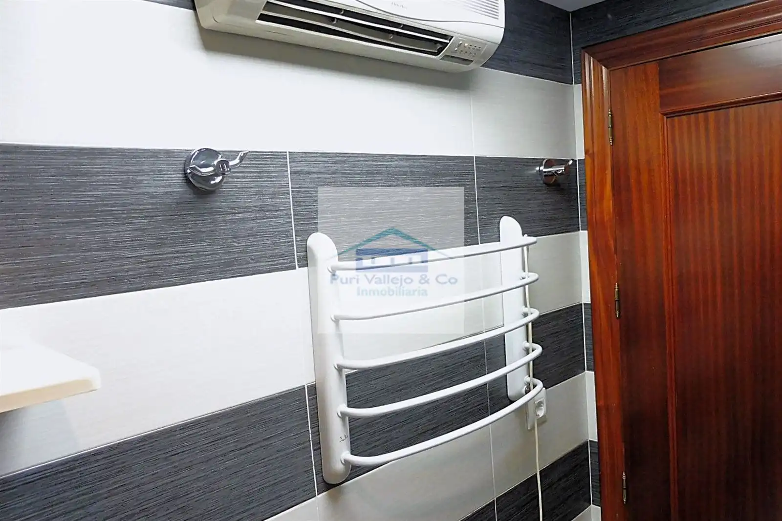 Baño de Casa adosada en venta en Córdoba con Aire acondicionado, Calefacción y Terraza