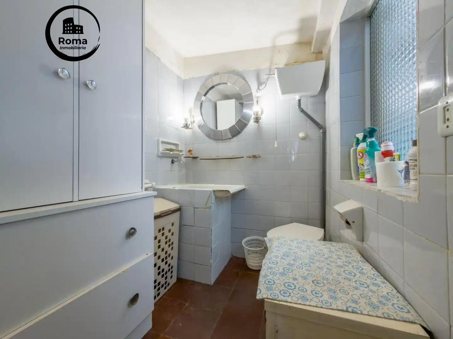 Bathroom of Houses for sale in Granada  with Terrace