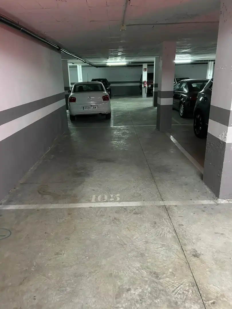 Aparcament de Àtic en venda en La Ràpita amb Calefacció, Jardí privat i Terrassa