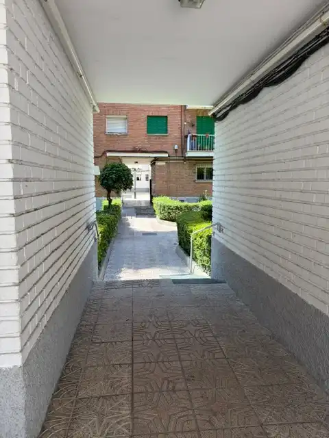 Vista exterior de Piso en venta en Madrid