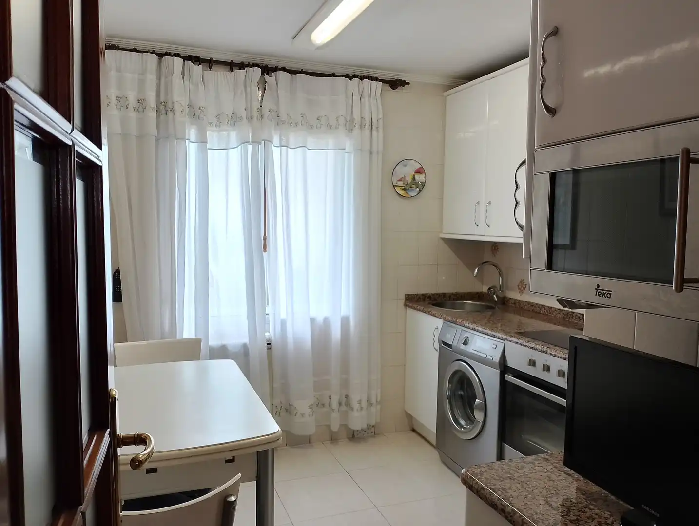 Kitchen of Flat for rent in Donostia - San Sebastián   with Heating, Parquet flooring and Furnished