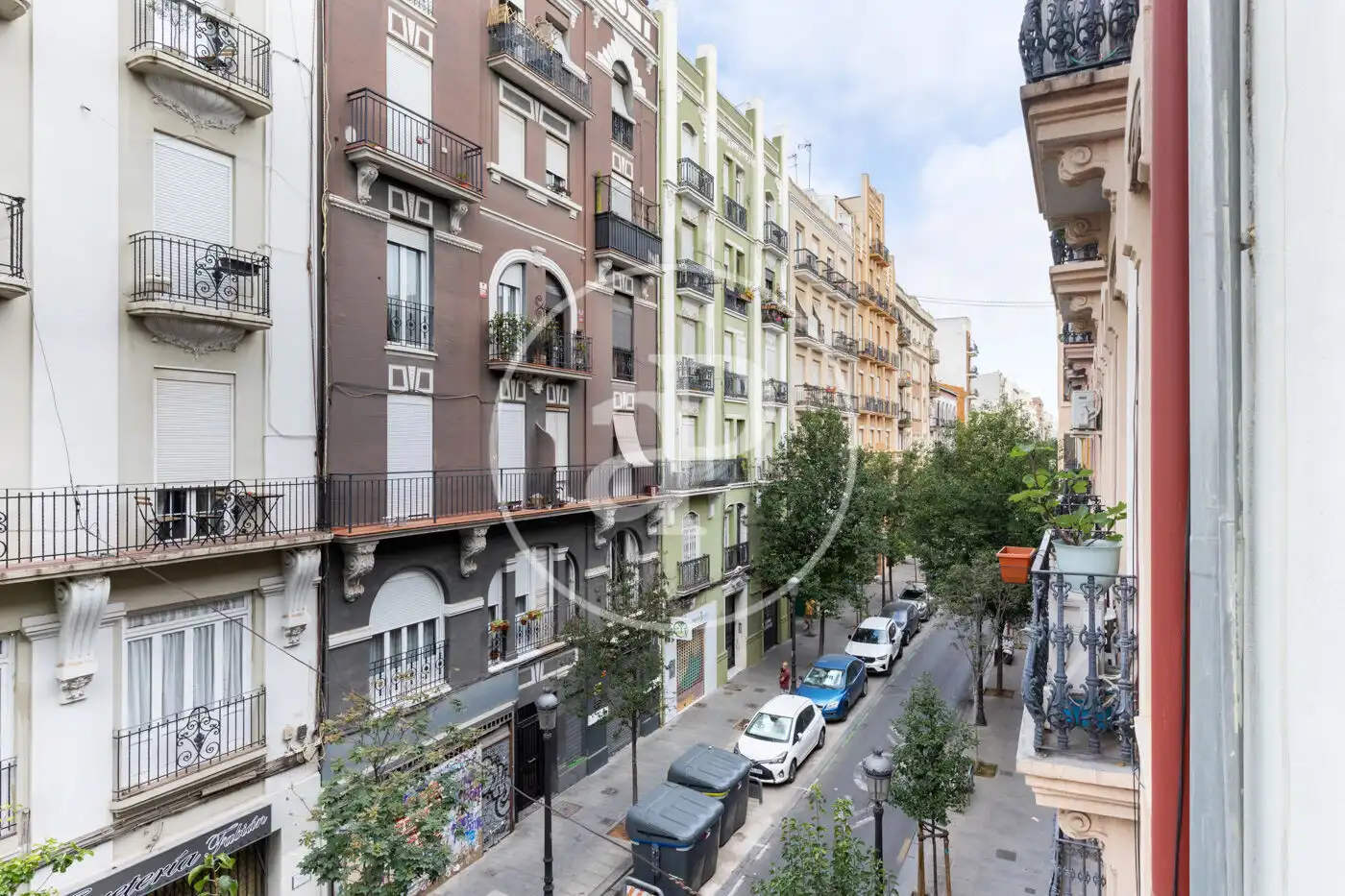 Exterior view of Flat for rent in Valencia  with Air Conditioner, Heating and Furnished