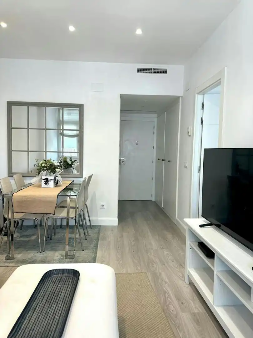 Wohnung mit Garten zur Miete in Chamartín