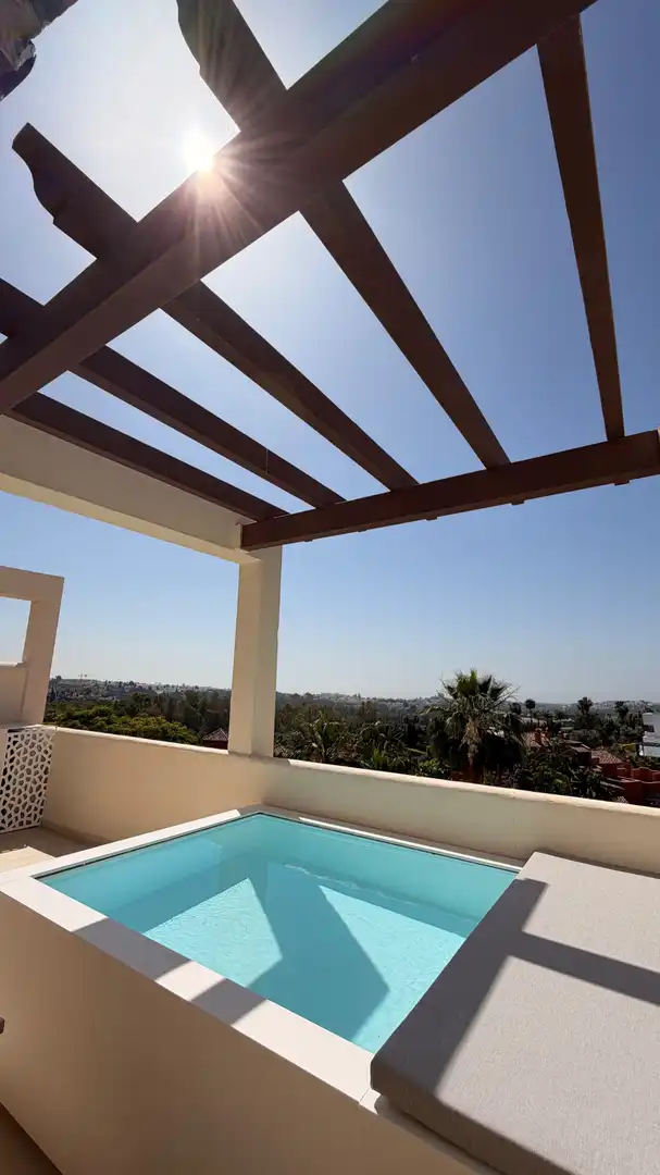 Apartament amb piscina en venda a Nueva Andalucía, imagen 30