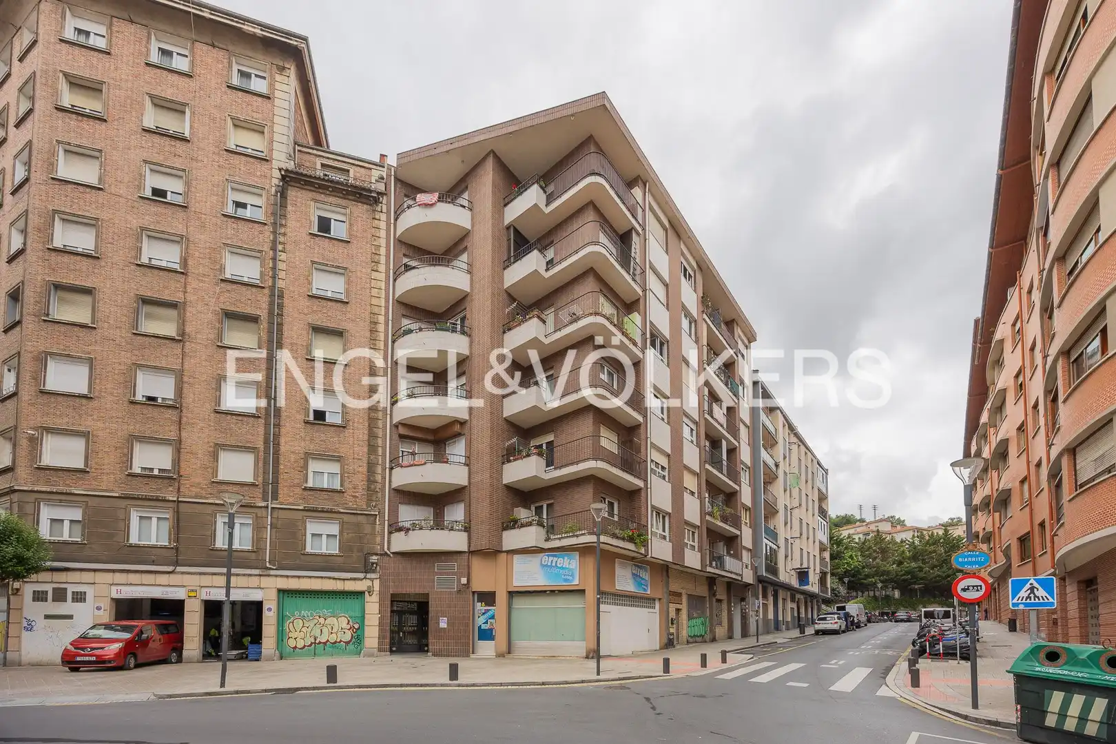 Vista exterior de Piso en venta en Bilbao  con Calefacción y Terraza