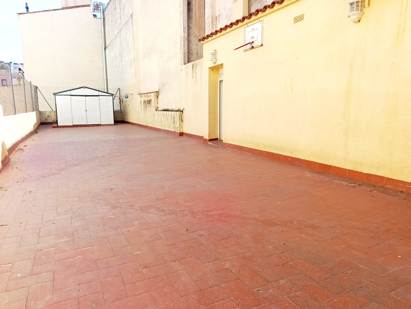 Aparcament de Pis en venda en Calella amb Aire condicionat, Calefacció i Parquet