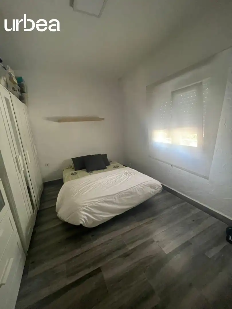Habitación de Finca rústica de alquiler en Málaga con Calefacción, Jardín privado y Terraza