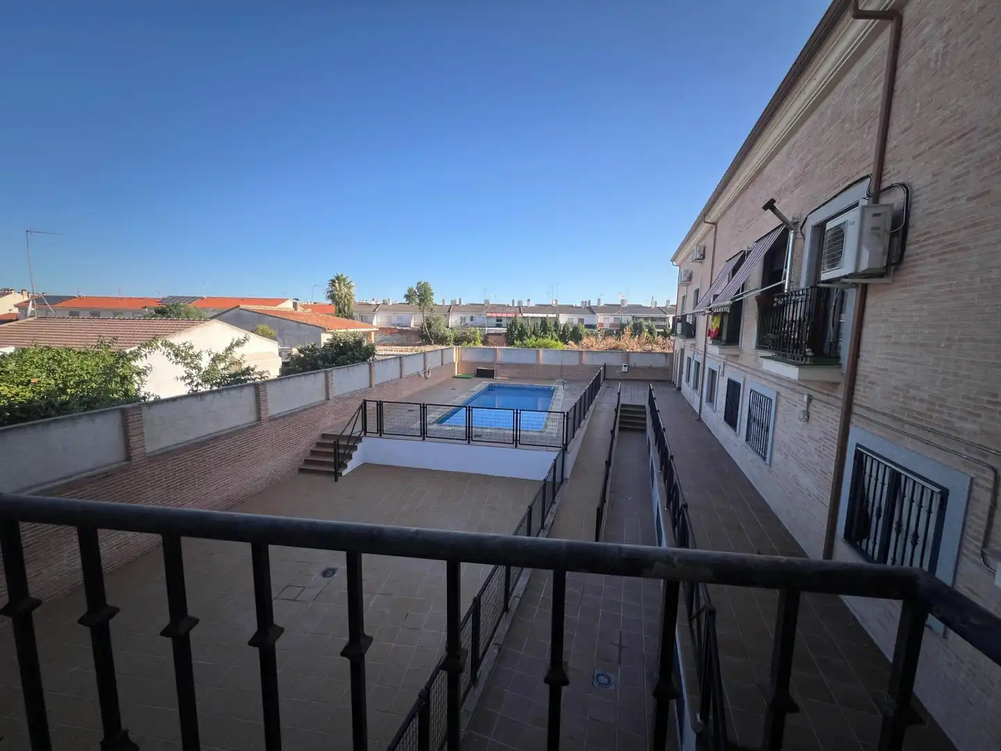 Piscina de Dúplex de lloguer en El Viso de San Juan amb Aire condicionat, Calefacció i Terrassa