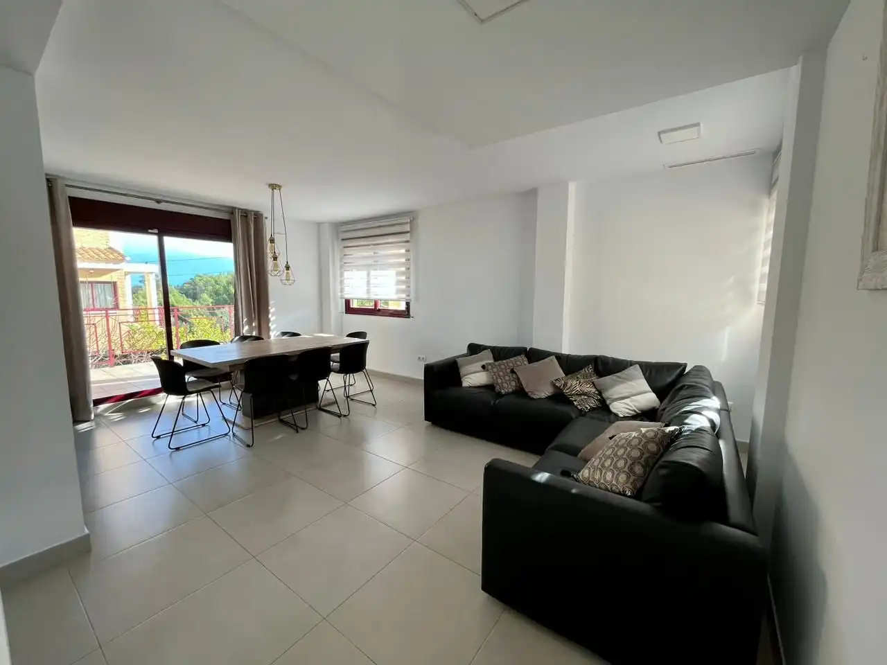 Sala de estar de Casa o chalet en venta en La Nucia con Aire acondicionado, Calefacción y Terraza