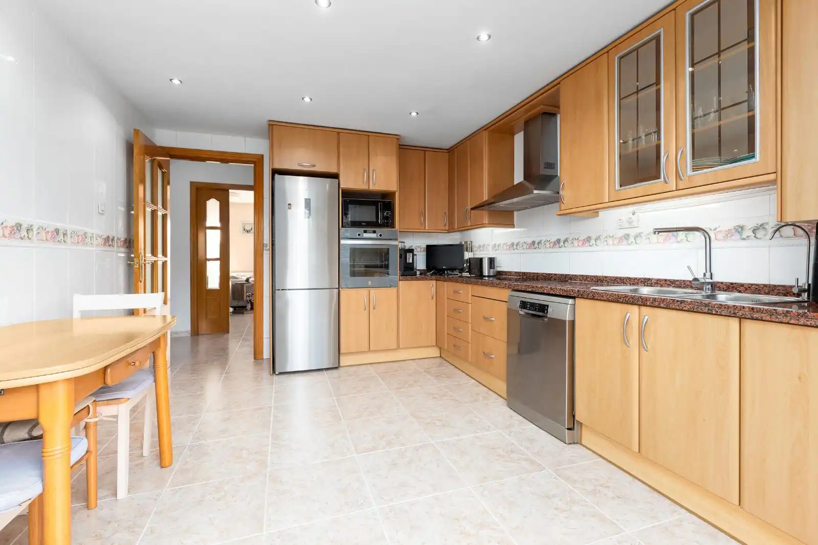 Cocina de Casa adosada en venta en Parets del Vallès con Aire acondicionado, Calefacción y Trastero