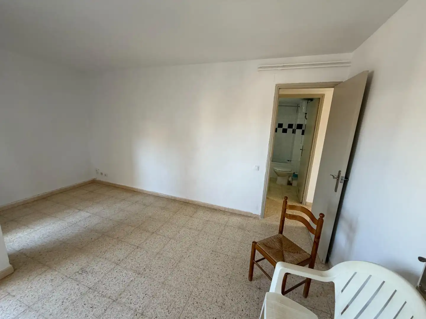 Habitación de Piso en venta en Banyeres del Penedès con Calefacción, Terraza y Balcón