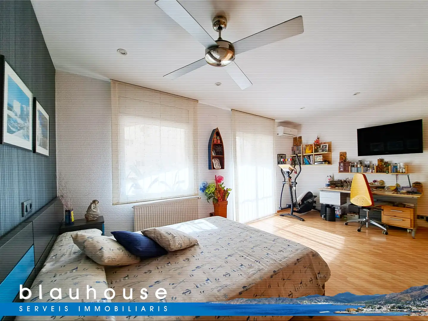 Habitación de Casa adosada en venta en Llançà con Aire acondicionado, Calefacción y Parquet