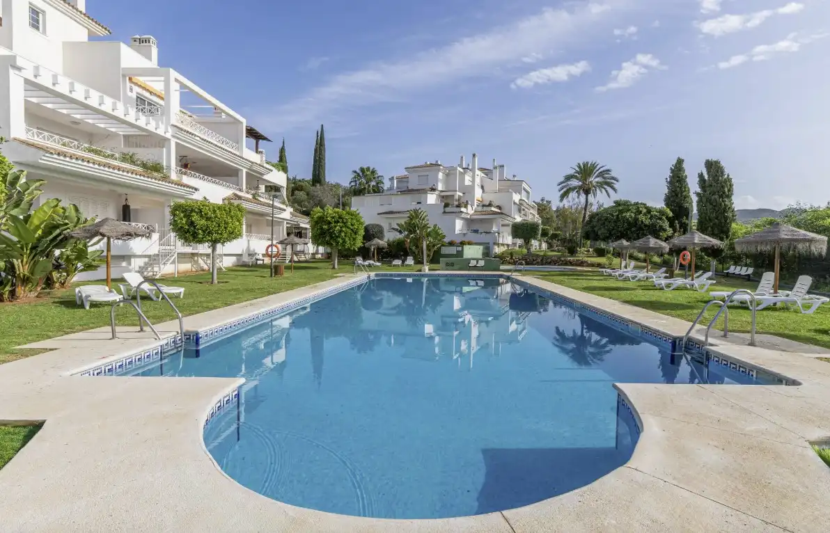 Àtic amb piscina en venda a Río Real - Los Monteros, imagen 5