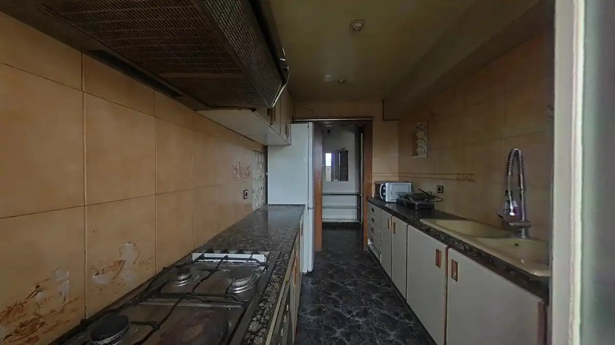 Cuina de Pis en venda en Montcada i Reixac amb Calefacció