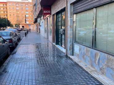 Local comercial en venda a Poniente-Sur