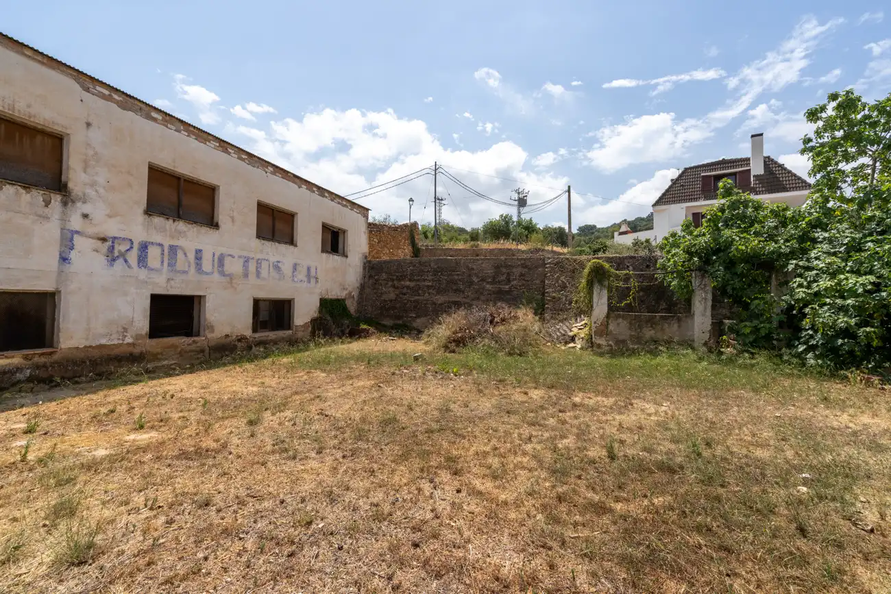 Terreny industrial en venda en Godall