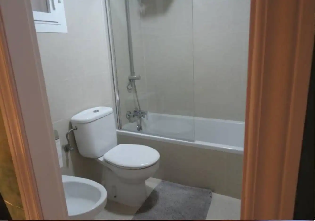 Bathroom of Flat for rent in  Palma de Mallorca  with Air Conditioner, Parquet flooring and Balcony