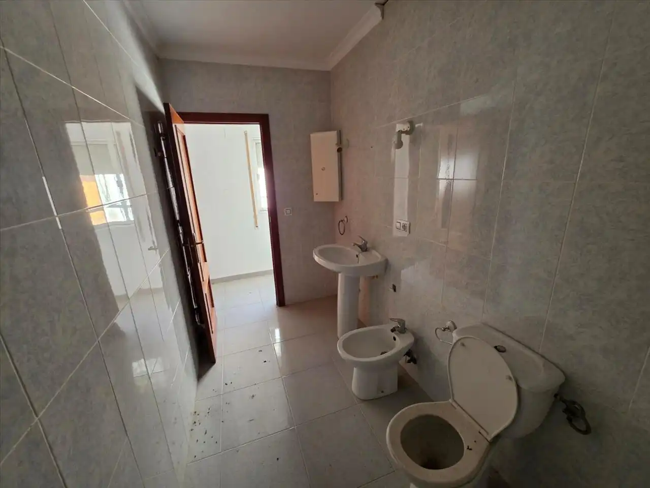 Bathroom of Flat for sale in Espiel  with Balcony