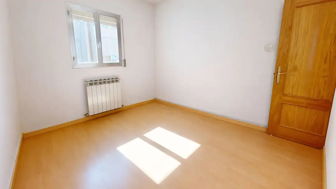 Schlafzimmer von Wohnung zum Verkauf in Madrid mit Heizung, Terrasse und Abstellraum