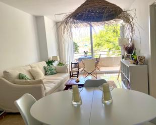 Sala d'estar de Apartament de lloguer en Andratx amb Aire condicionat, Terrassa i Piscina