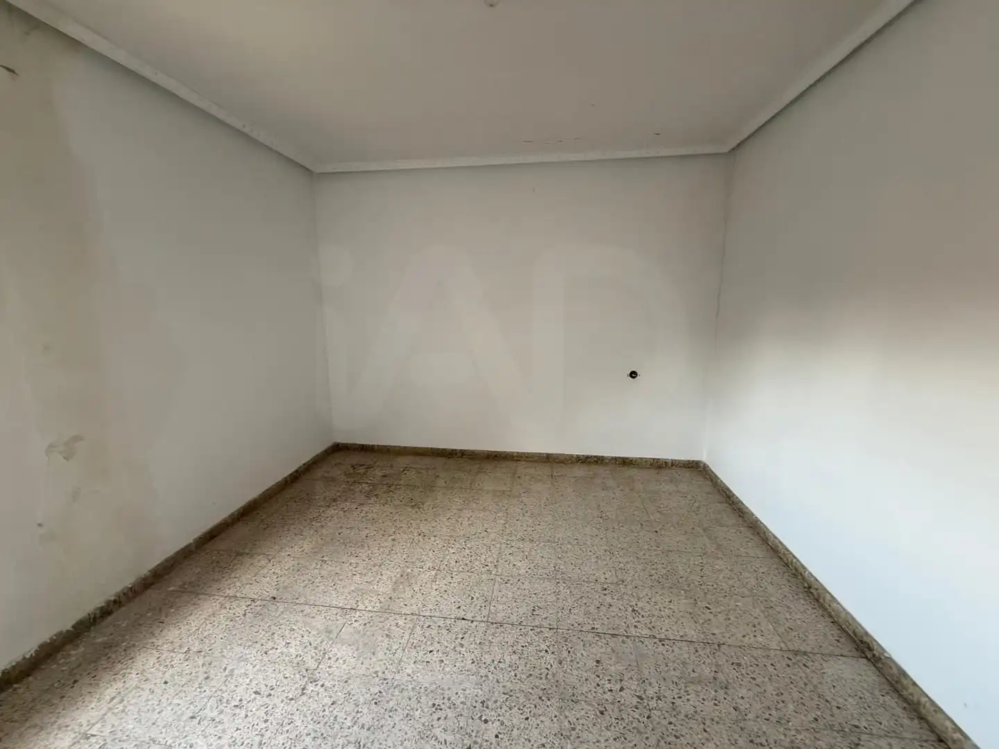 Country homes for sale in Onzonilla