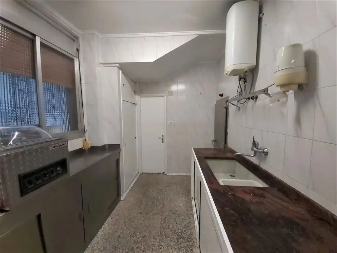 Local en venta en Sagarminaga Kalea, 48, Santutxu - Basarrate