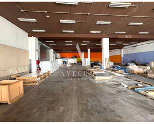Nau industrial de lloguer en Terrassa