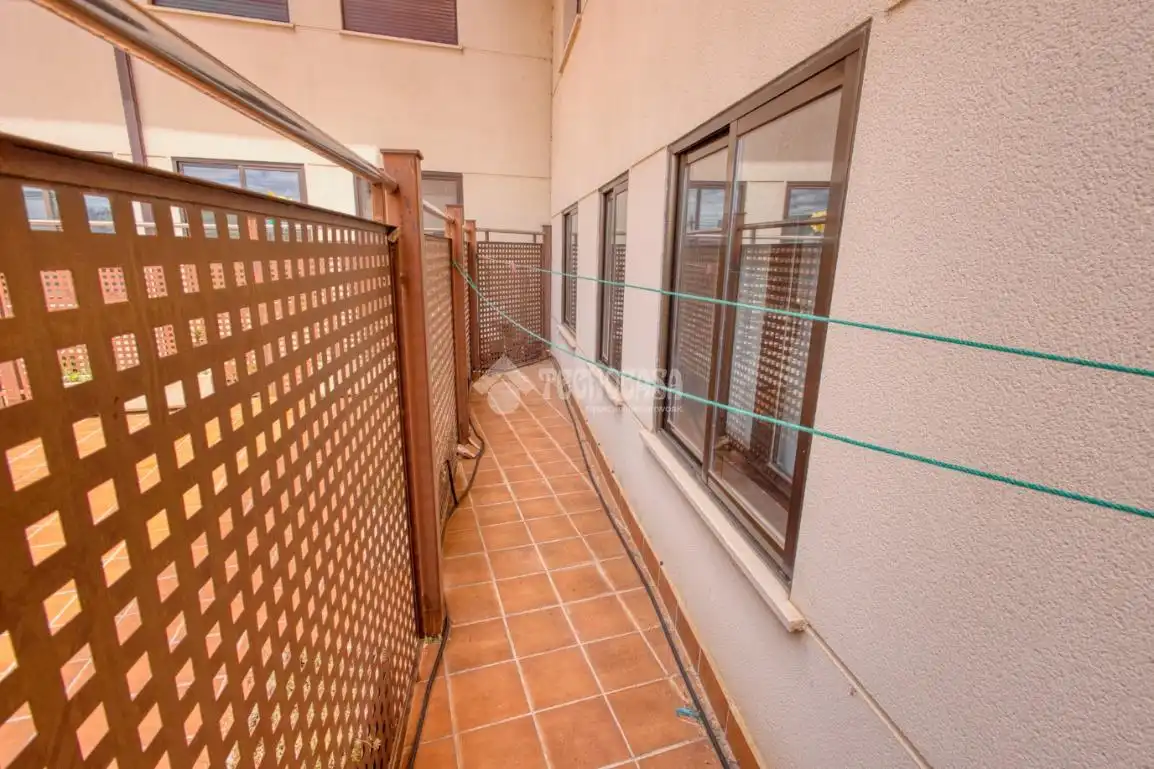 Terraza de Piso en venta en Arapiles con Calefacción, Trastero y Balcón