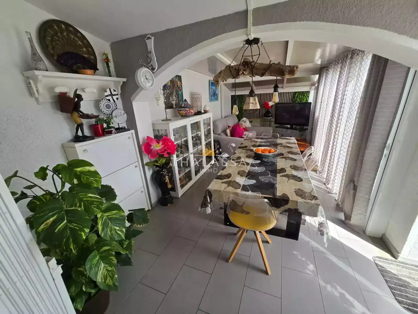 Living room of Houses for sale in Empuriabrava  with Air Conditioner, Swimming Pool and Furnished