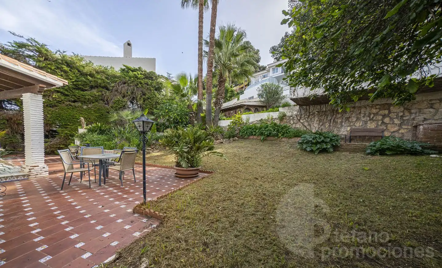 Jardí de Casa o xalet en venda en Málaga amb Aire condicionat, Jardí privat i Terrassa