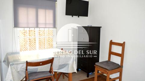 Foto 3 de Planta baixa en venda a Antonio Perez Alegre, Centro - La Costilla, Cádiz