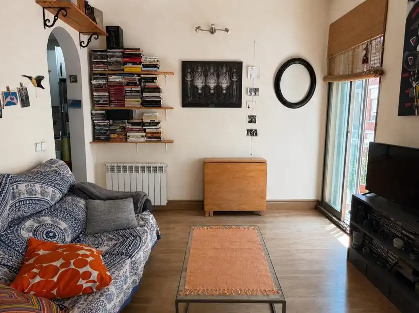 Sala d'estar de Pis en venda en Madrid amb Calefacció i Balcó
