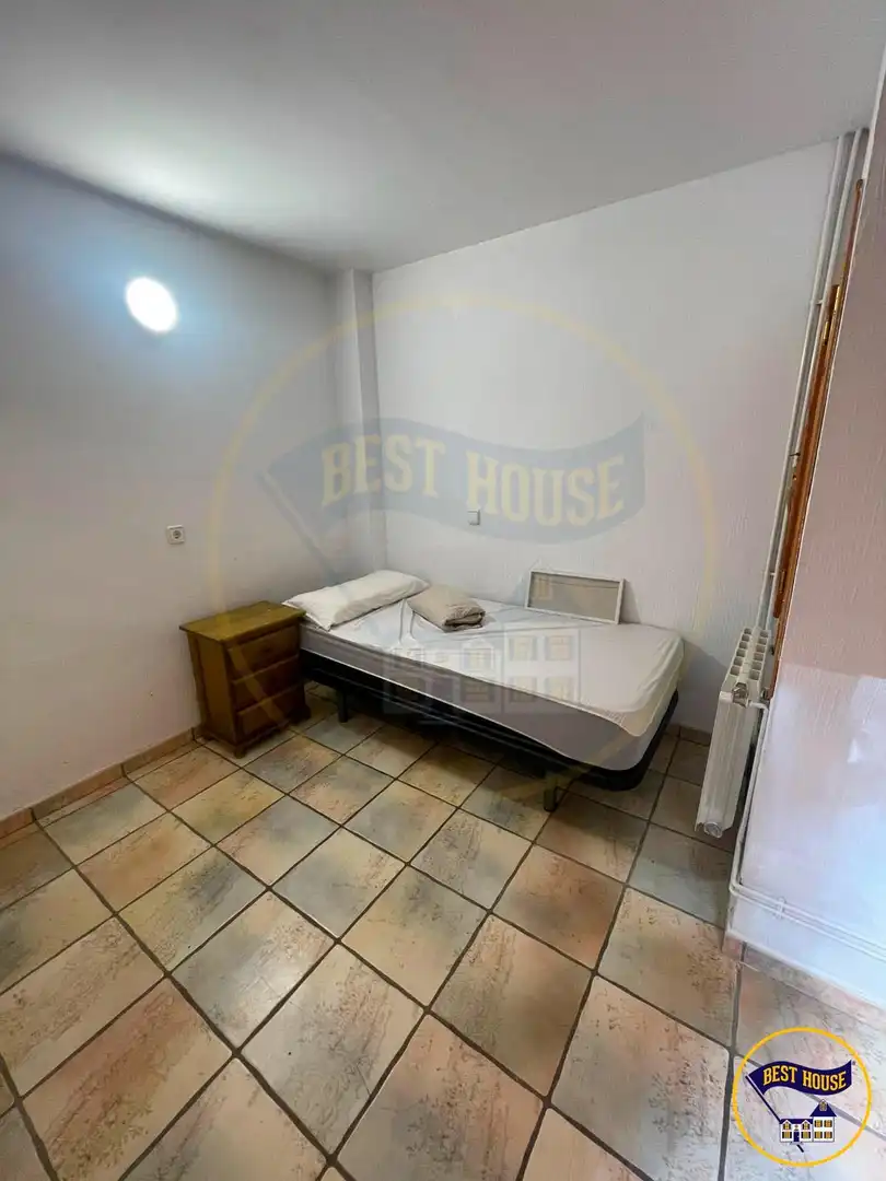 Dormitori de Casa o xalet de lloguer en Cuenca amb Calefacció i Terrassa