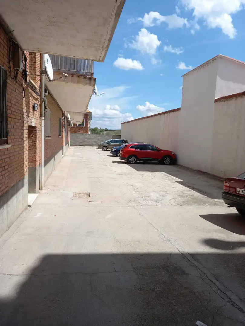 Parkplatz von Wohnung zum Verkauf in El Tiemblo  mit Heizung und Terrasse