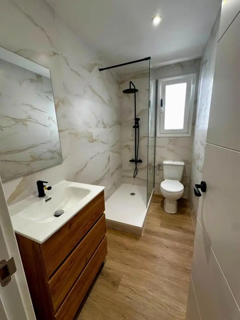 Flat with terrace for sale in Avenida del Parc, imagen 8