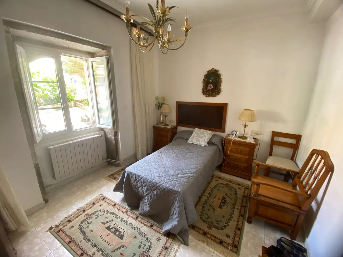 Dormitori de Casa o xalet en venda en A Pobra do Caramiñal amb Calefacció, Jardí privat i Parquet