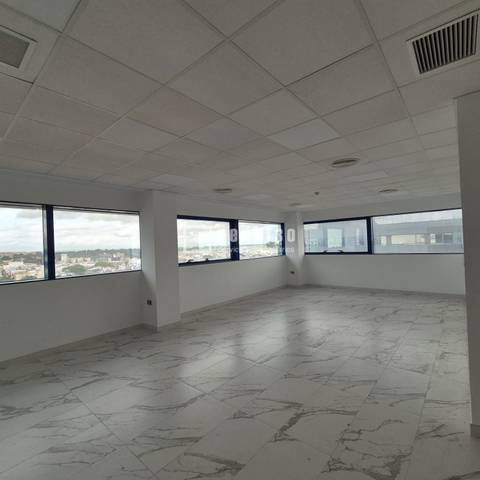 Oficina en Venta en Apía en Torreblanca