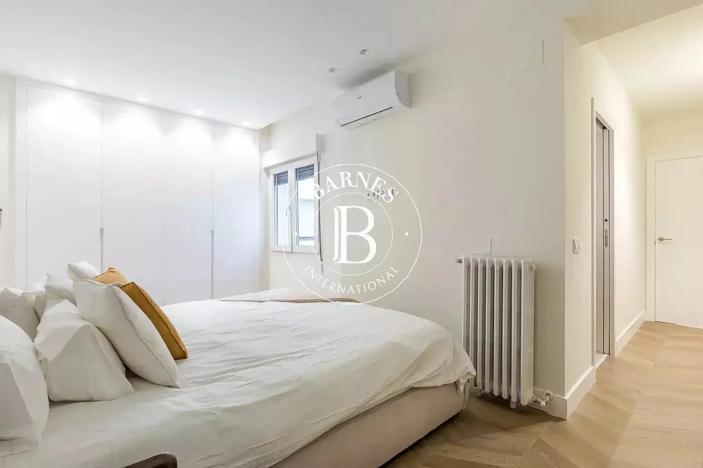 Bedroom of Flat for sale in Madrid  with Air Conditioner, Heating and Furnished