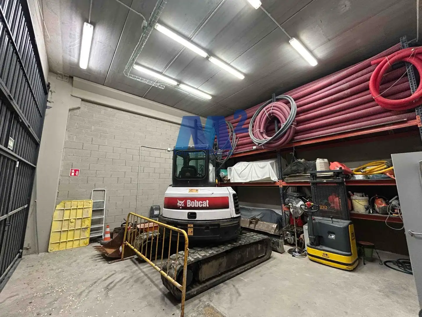 Nau industrial en venda en Alcobendas