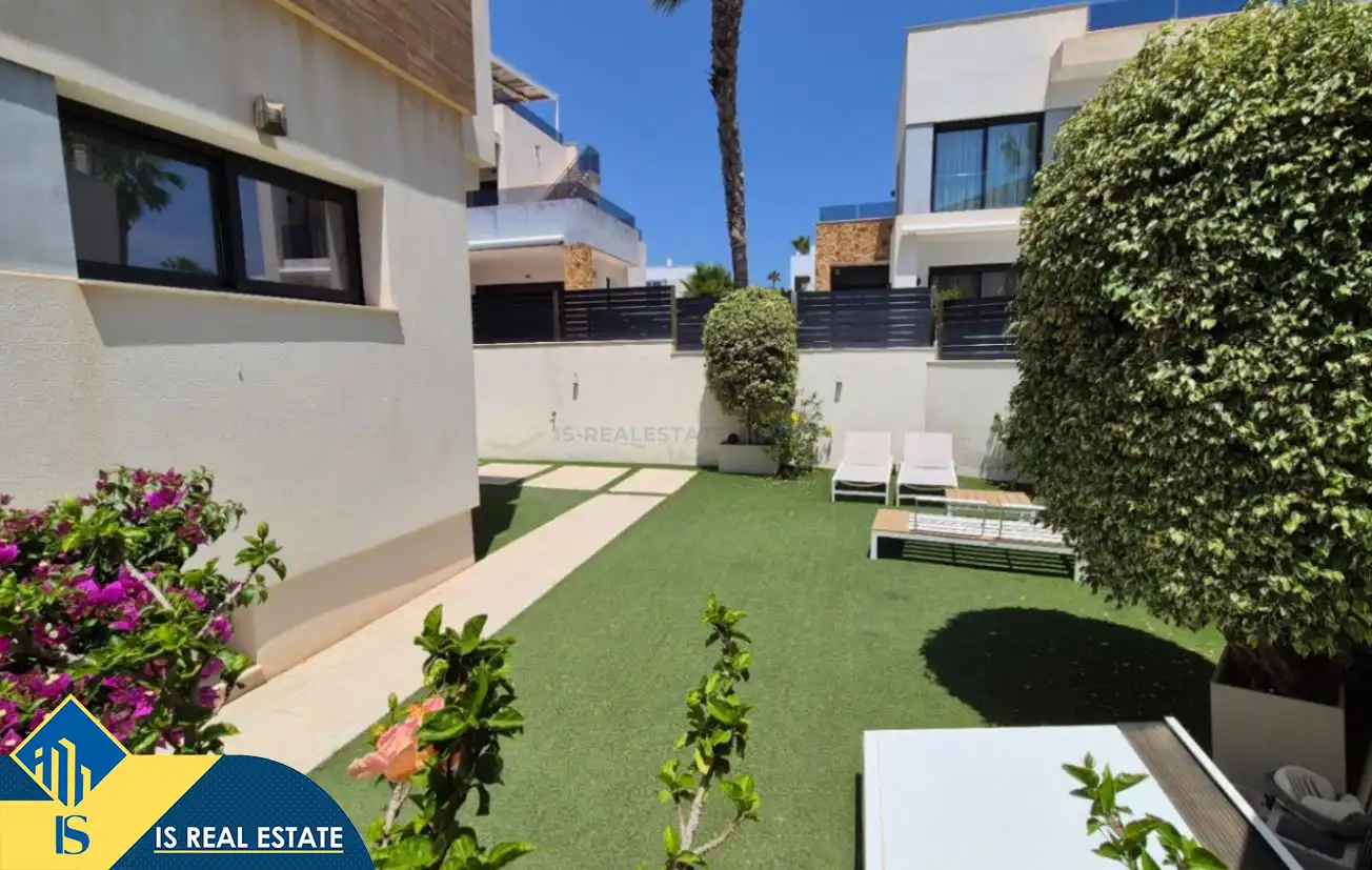 Villa avec piscine à vendre à Playa de los Locos, imagen 7