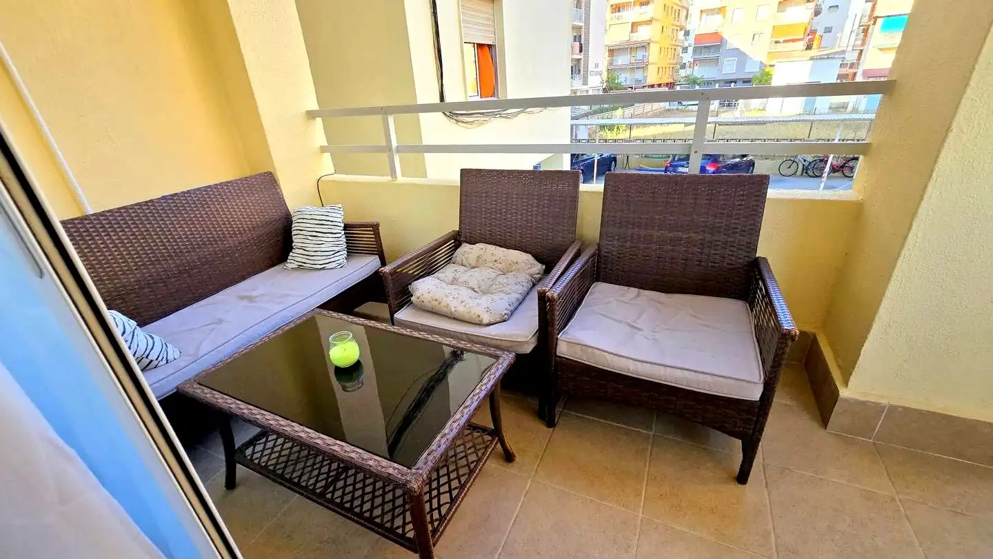 Terraza de Apartamento de alquiler en Gandia con Aire acondicionado, Terraza y Piscina comunitaria