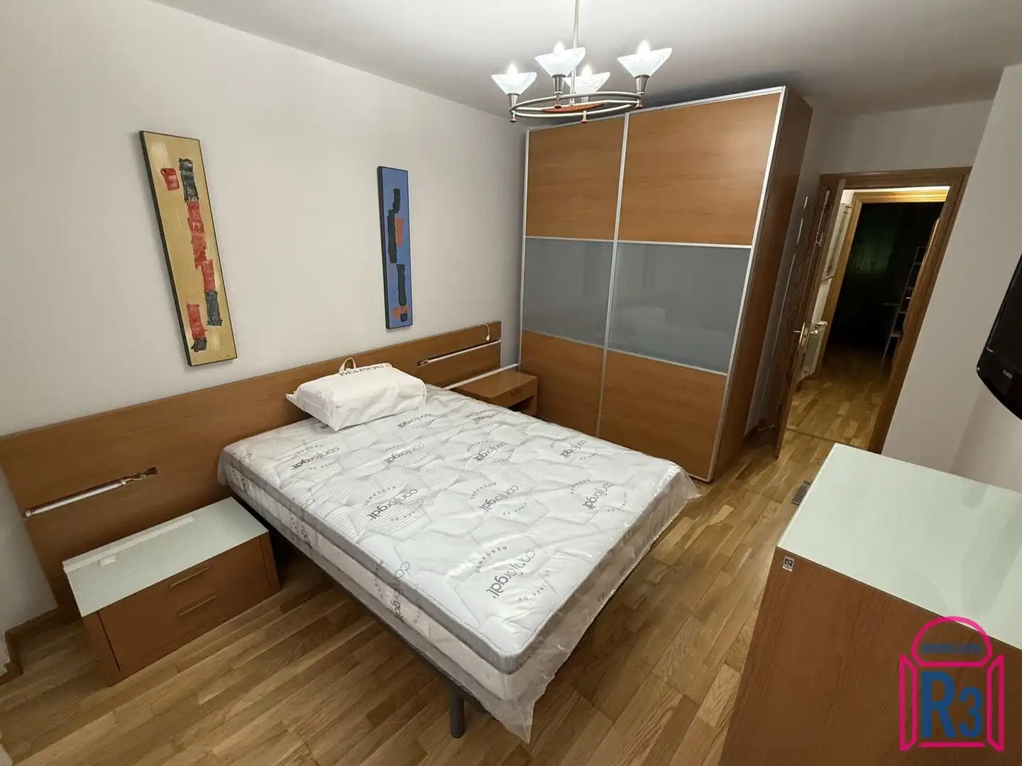 Schlafzimmer von Wohnung zur Miete in León Capital  mit Heizung, Terrasse und Abstellraum