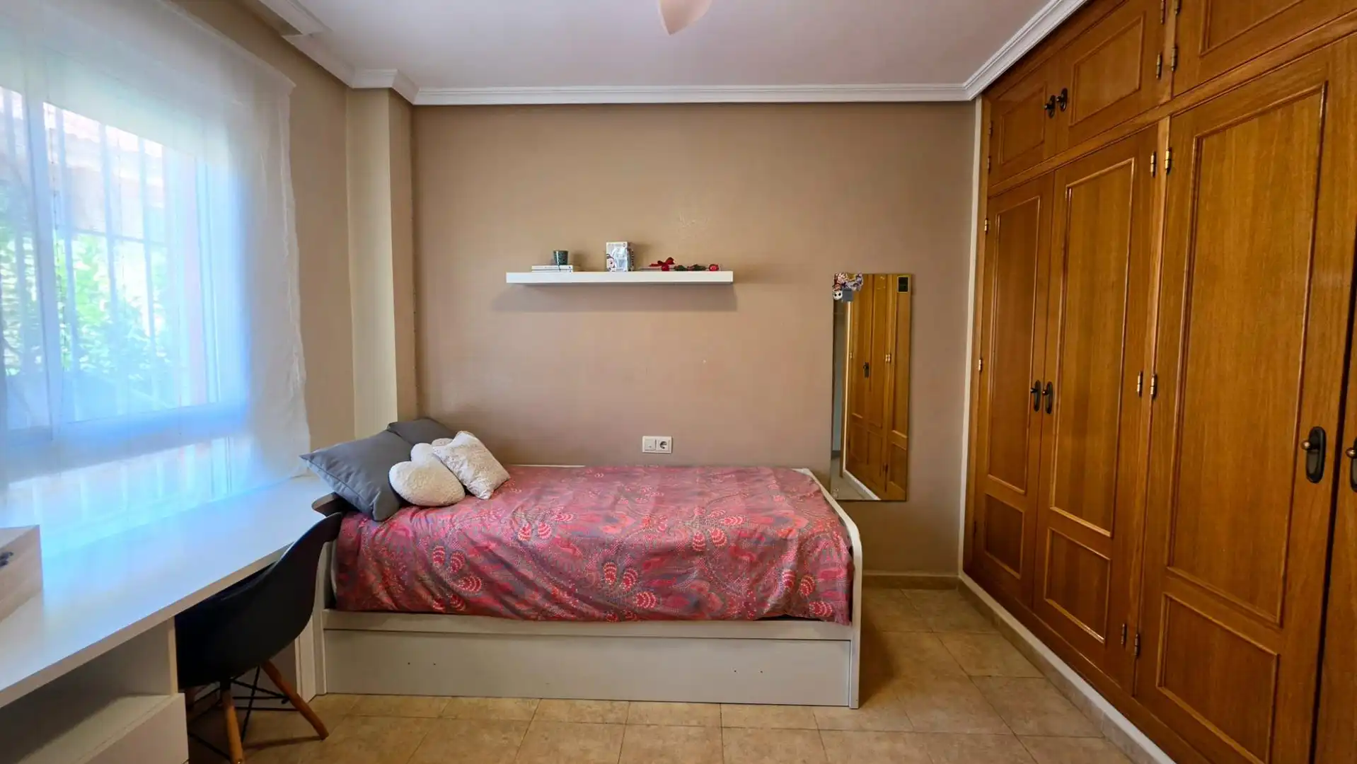 Dormitori de Casa o xalet en venda en La Unión amb Aire condicionat, Jardí privat i Terrassa