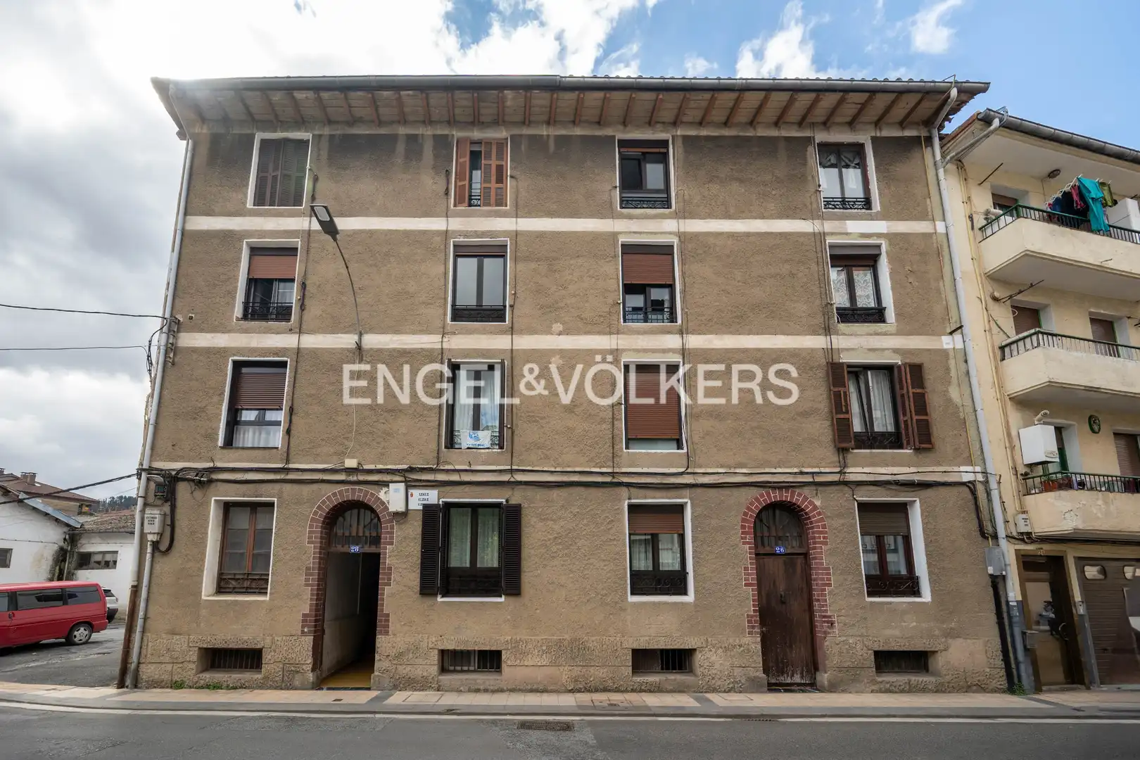 Vista exterior de Piso en venta en Azkoitia con Calefacción, Trastero y Balcón