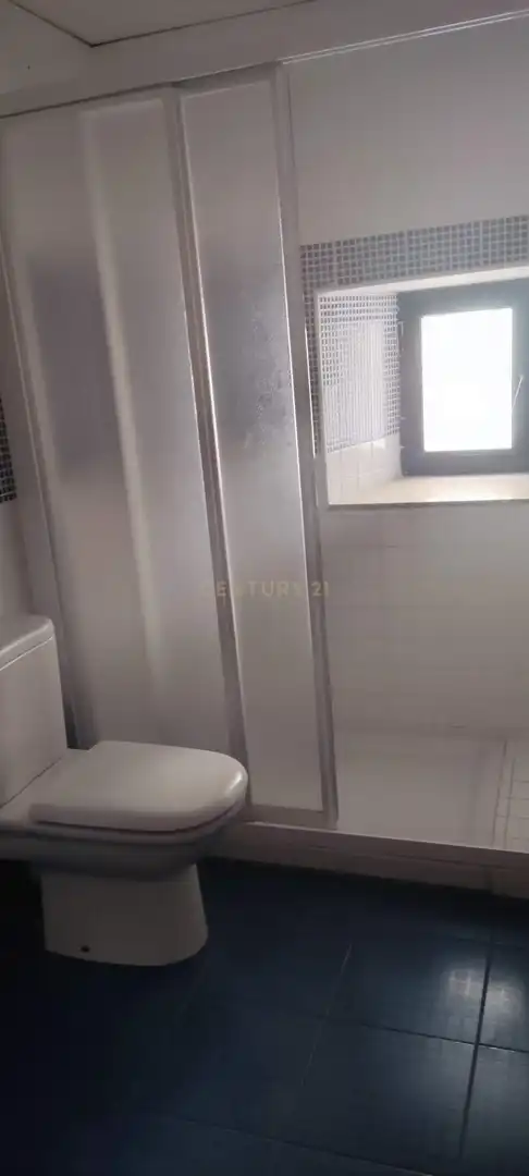 Bathroom of Houses for sale in Baños de Montemayor  with Air Conditioner, Balcony and Alarm