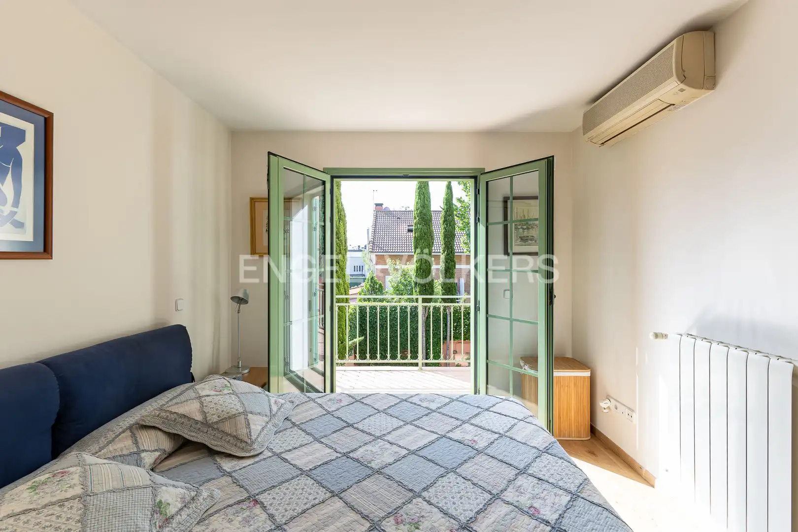 Bedroom of Detached homes for sale in Madrid  with Air Conditioner, Heating and Private garden