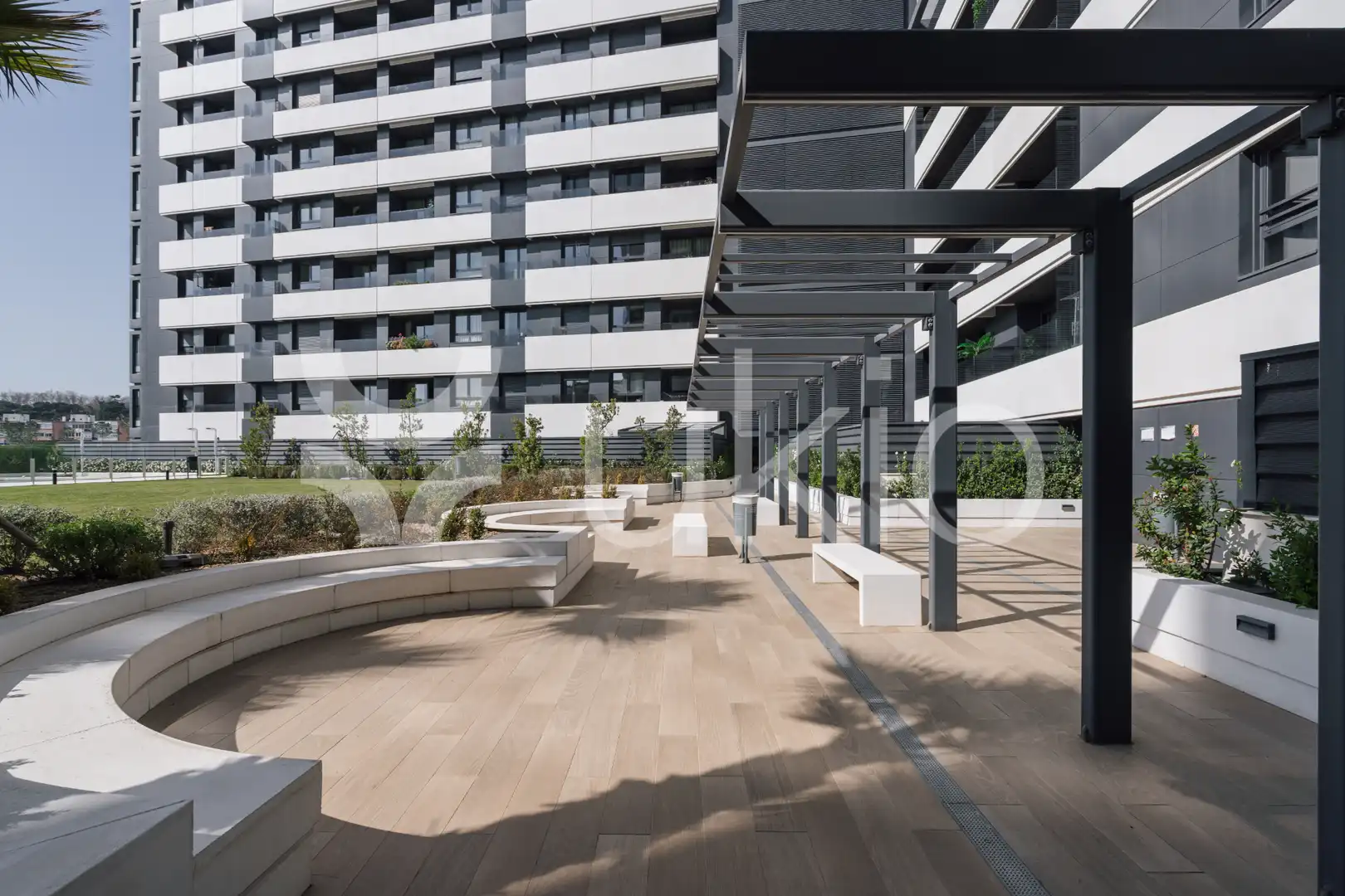 Terrassa de Apartament de lloguer en Madrid amb Aire condicionat, Calefacció i Moblat