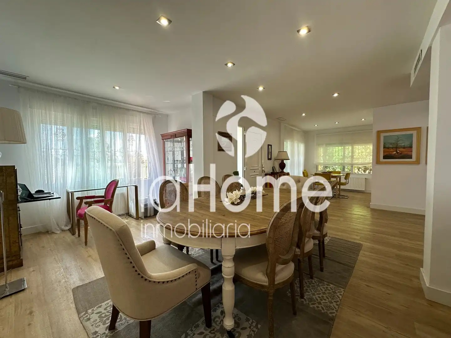 Comedor de Casa o chalet en venta en Paterna con Aire acondicionado, Calefacción y Jardín privado