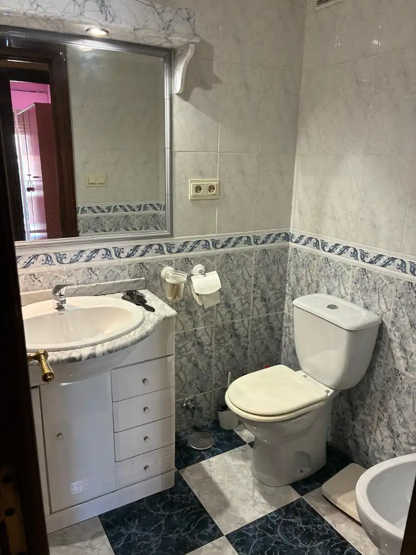 Bany de Pis en venda en Granada